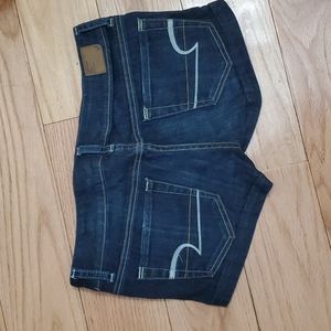 American Eagle size 6 shorties